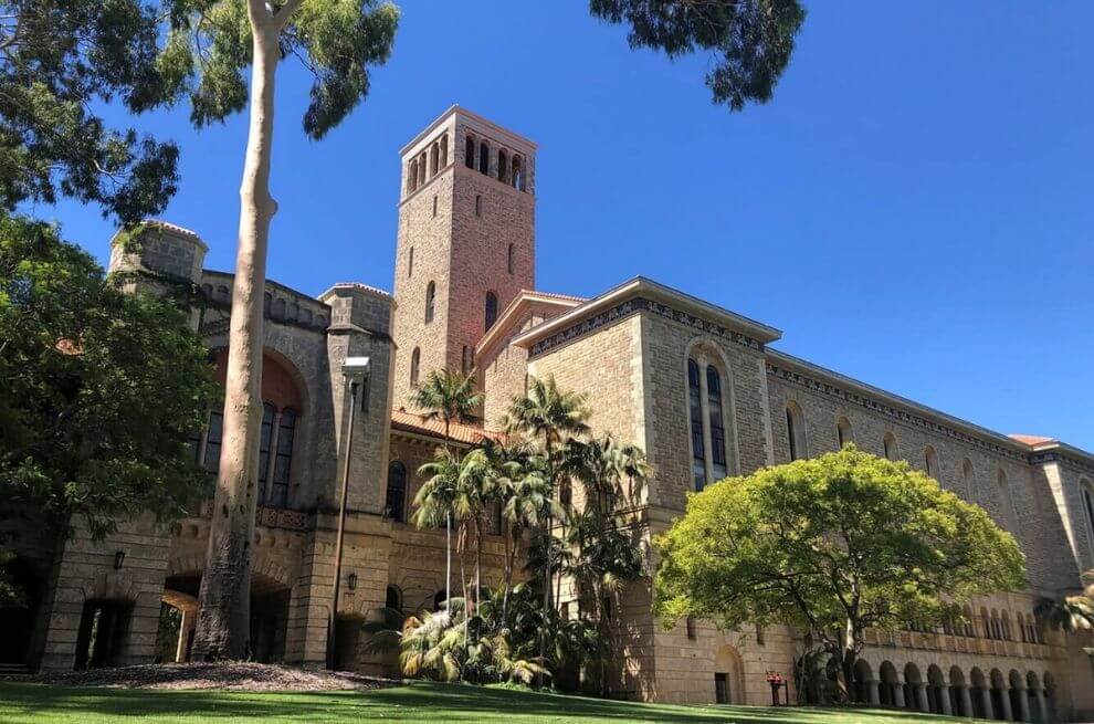 西澳大學